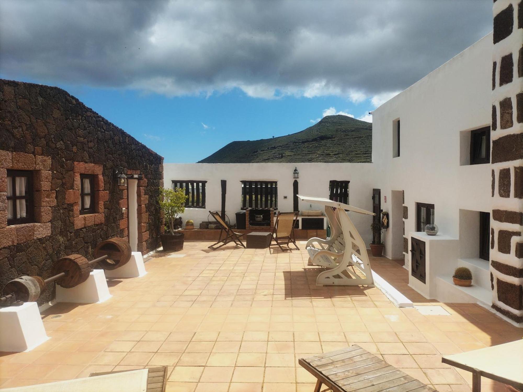 Casa Rural "La Molina" Máguez Екстериор снимка