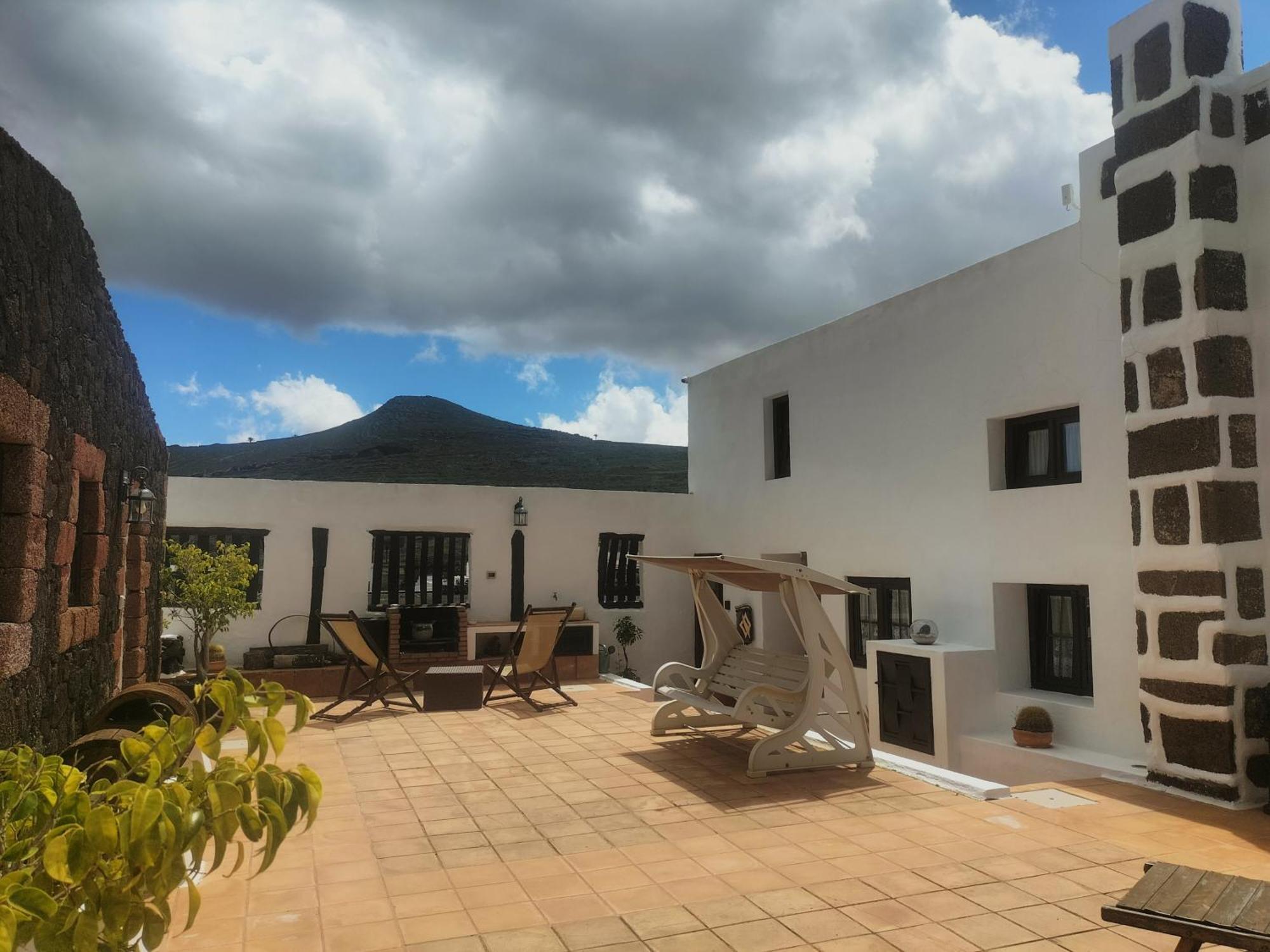 Casa Rural "La Molina" Máguez Екстериор снимка